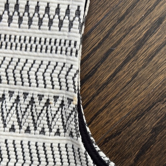 Black and White Patterned Sleeveless Dress by Banana Republic- size 2P - Picture 6 of 6